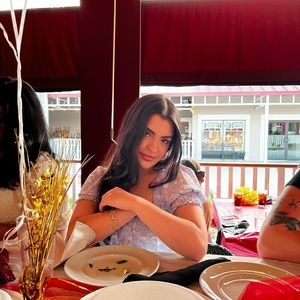 Meet your Posher, Lucia